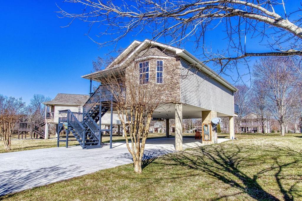 The Mason Jar, Hot Tub, Wifi, 1089 Free Tickets Each Paid Day, Dollywood And More! Pigeon Forge Exterior photo